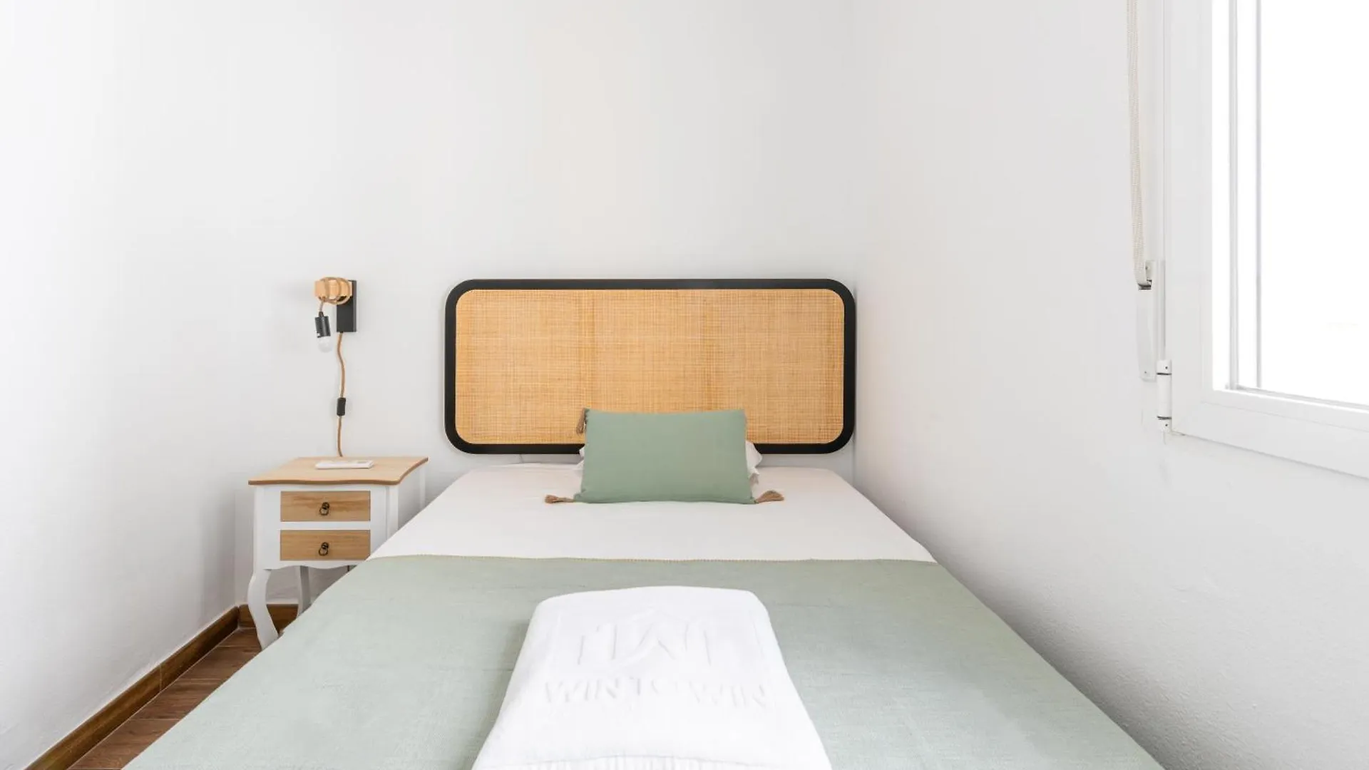 Wintowinrentals - Chalet En Primera Linea De Playa La Cala Del Moral Apartment
