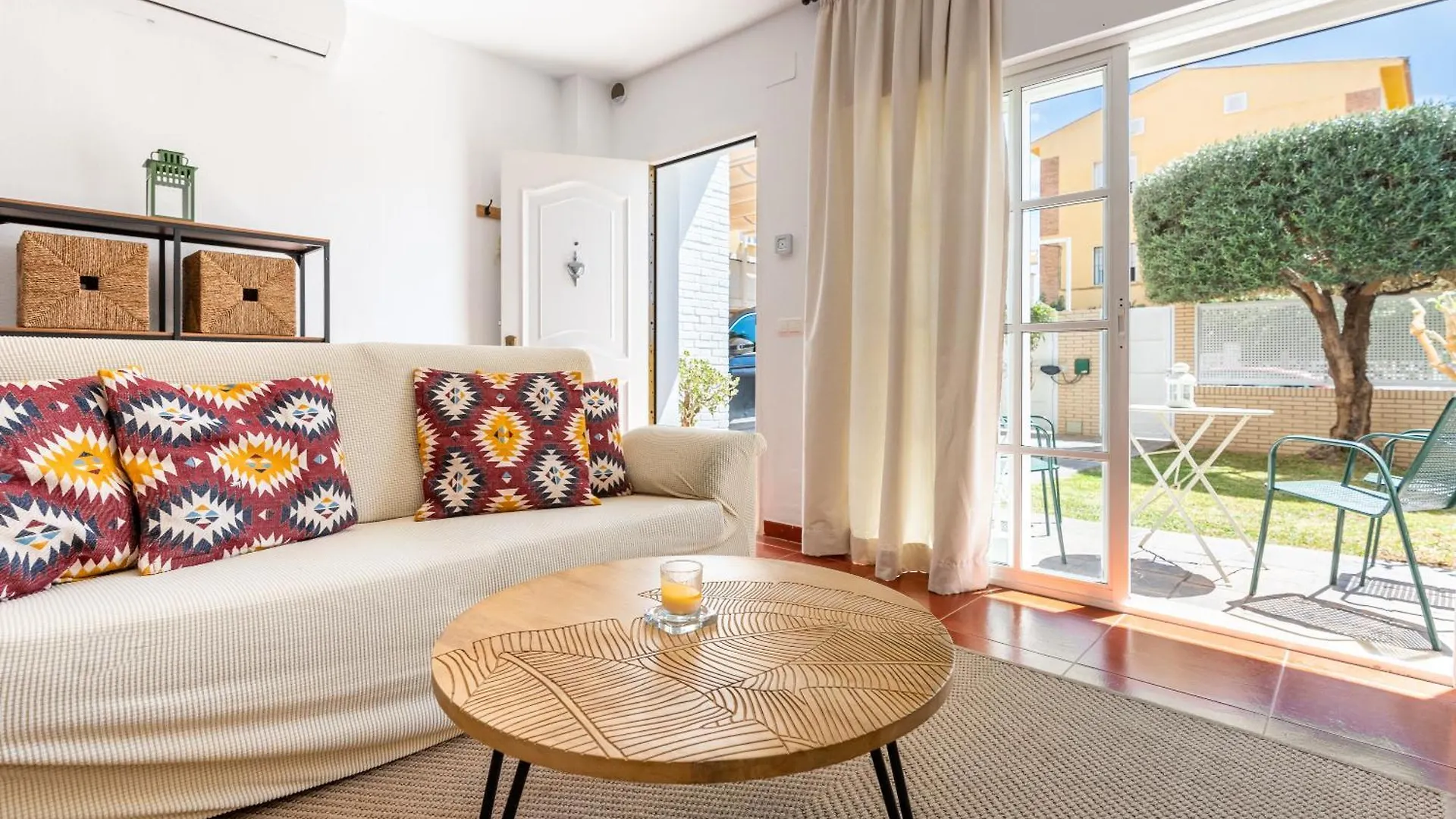 Wintowinrentals - Chalet En Primera Linea De Playa La Cala Del Moral Apartment